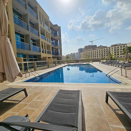 Vacay Lettings Near Miracle Garden With Balcony & Pool View Apartment Dubai Exterior photo