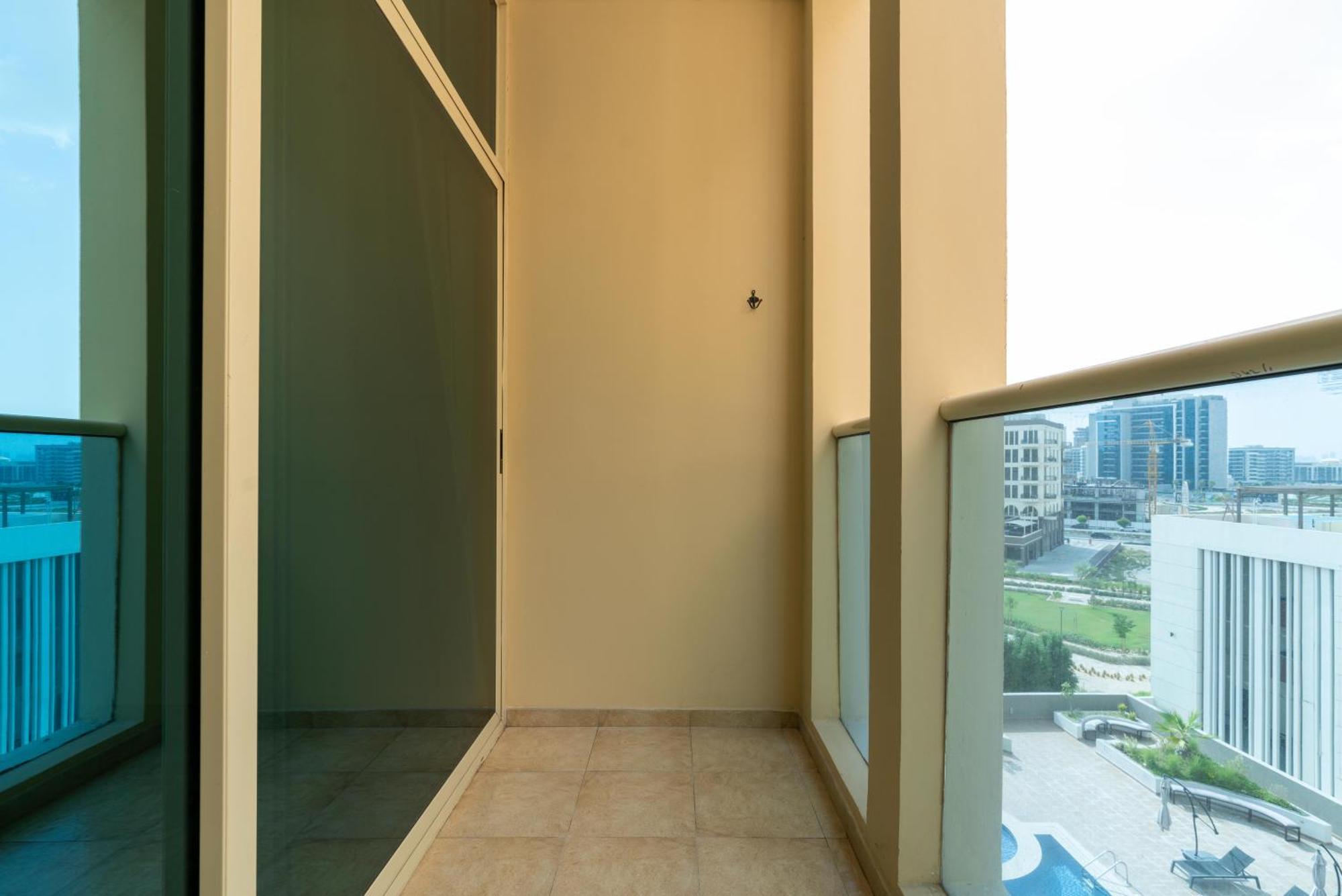 Vacay Lettings Near Miracle Garden With Balcony & Pool View Apartment Dubai Exterior photo